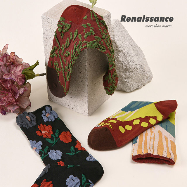 Renaissance ຕົ້ນສະບັບອອກແບບ socks ແມ່ຍິງ niche retro ທ່າອ່ຽງ mid-calf socks ດູໃບໄມ້ລົ່ນ combed ຝ້າຍ socks ອົບອຸ່ນສໍາລັບແມ່ຍິງ