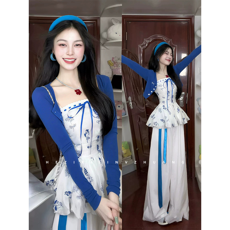 Autumn Outfit 2026 New Women's Clothing Chinese Style Blue and White Porcelain Camisole Tube Top Blue Cardigan Stunning Two-Piece Set