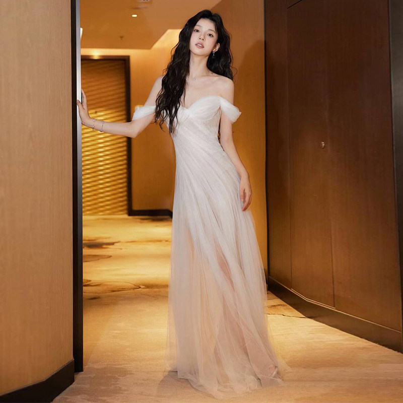 elegant wedding korean wedding dress One Shoulder Long Sleeves Dark Green Prom Dress With Beadings – Newinlook main image 0