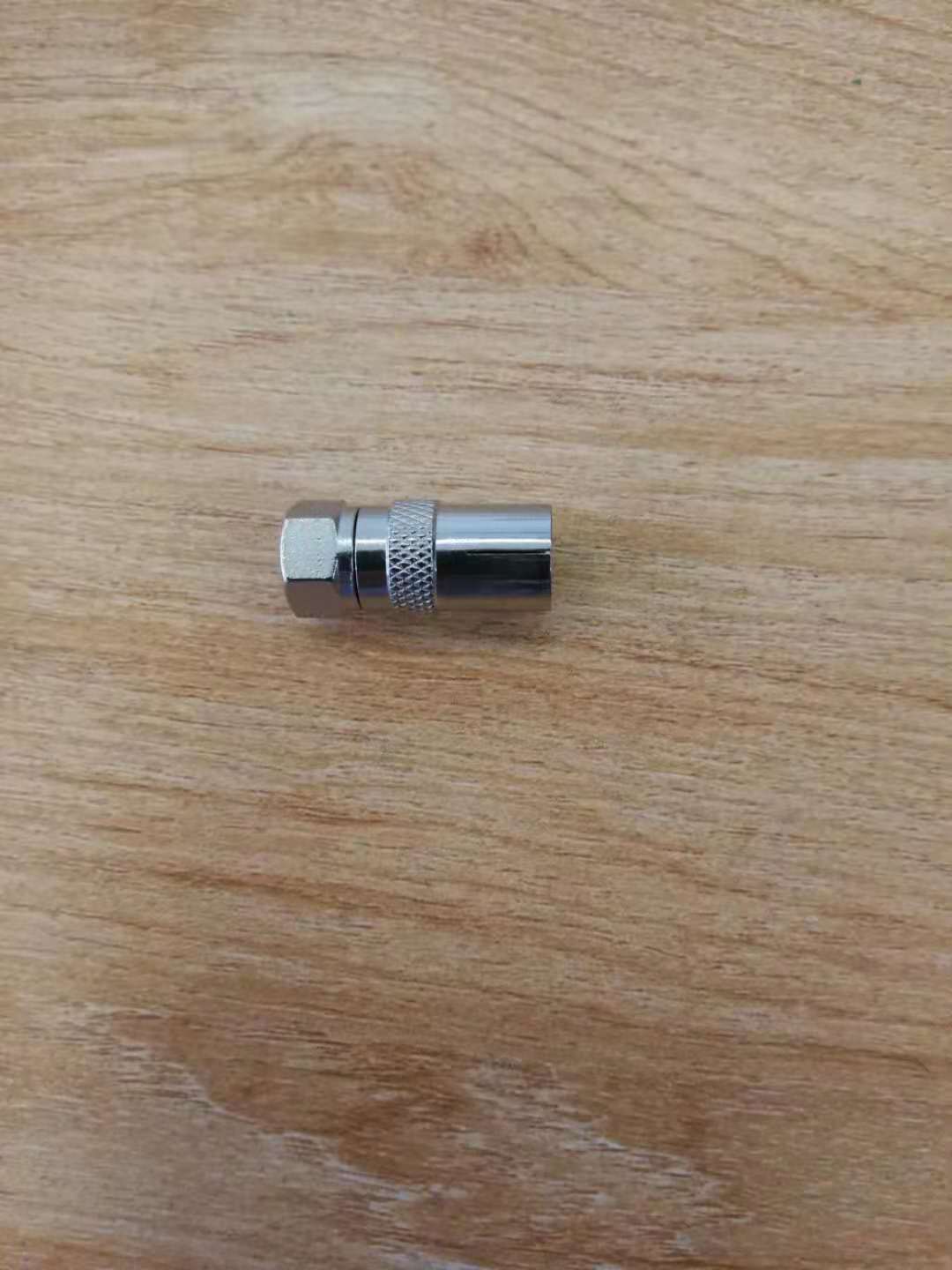 Cable TV onboard case adapter closed route plug Informing F head to R radio frequency mother head
