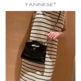 Кожаная цепь, сумка через плечо, воловья кожа, горизонтальная версия, на цепочке, в стиле Шанель