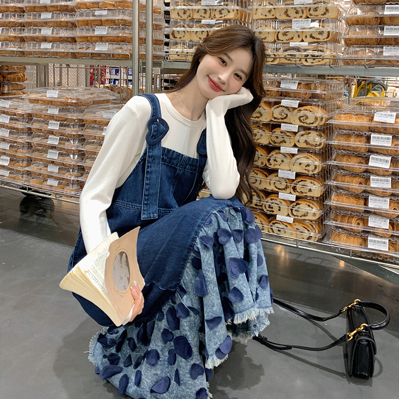 College Style Denim Suspender Skirt Dress for Women, Spring and Autumn, Super Popular, Cute and Playful Fishtail Long Skirt Set College Style Denim Suspender Skirt Dress for Women, Spring and Autumn, Super Popular, Cute and Playful Fishtail Long Skirt Set