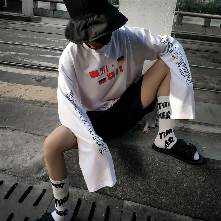 INS studios. 韩国INS同款七国国旗印花薄卫衣长袖T恤 17FW男女款