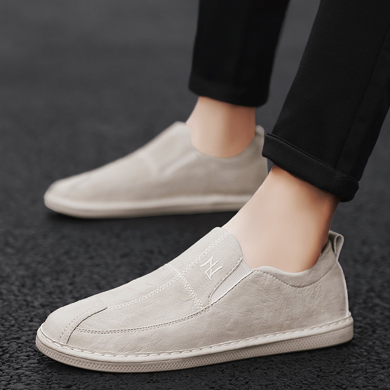 Doudou shoes men's Korean version of the trend of casual leather shoes men's 2022 summer breathable new slip-on slip-on shoes spring