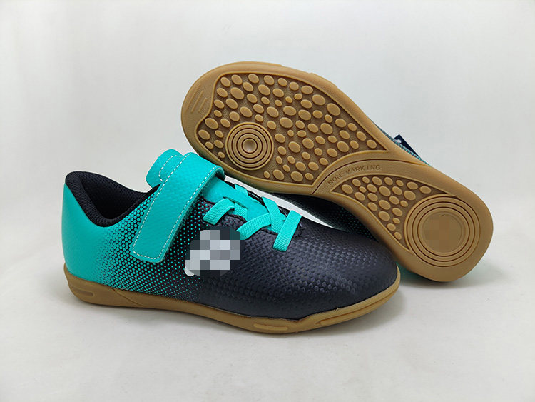 Foreign trade children's flat-bottomed football shoes beef tendon bottom flat-bottomed training shoes students hard ground indoor sports shoes wear-resistant and non-slip