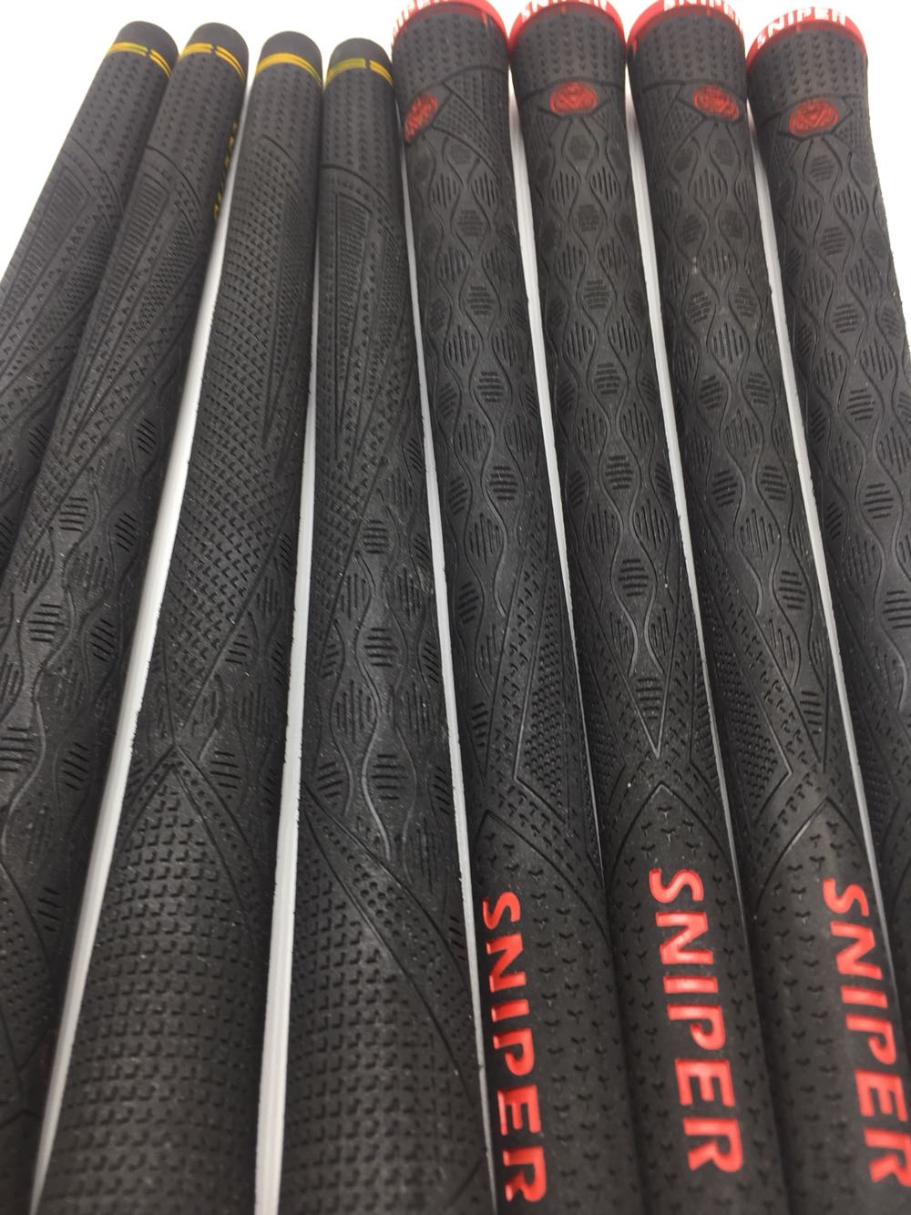 Tay cầm golf chính hãng SNIPER siêu nhẹ kẹp sắt bằng gỗ đặc biệt kẹp xốp siêu nhẹ 35g bao tay nam chống nắng