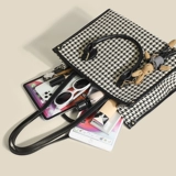 Вместительная и большая сумка на одно плечо