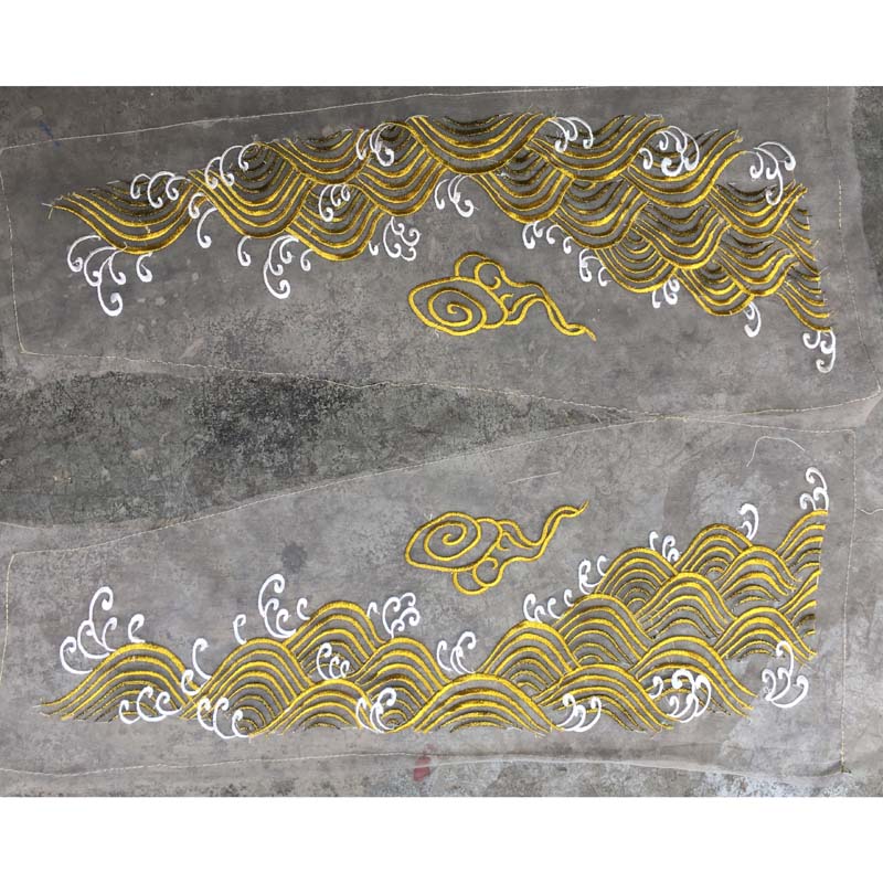 Blue and white porcelain Xiangyun wave ripple embroidery embroidery embroidery embroidery cloth pair of prices