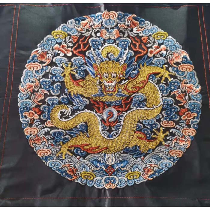 Middle China Wind Qing Dynasty Ancient clothes Han clothes Emperor costume group dragon disc gold embroidered five-claw dragon robe