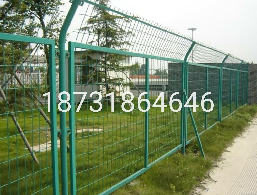 Kunming Isolation Fence Barbed Wire Fence Qujing Dali Lijiang Honghe Yuxi Highway Guardrail Reservoir Factory Area Frame Mesh Fence