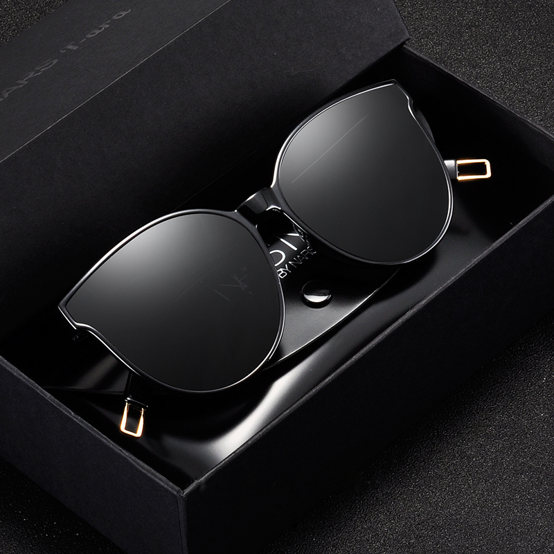 Net red street flavored sunglasses female Korean version net red with 2022 new sunglasses female Chains round face glasses