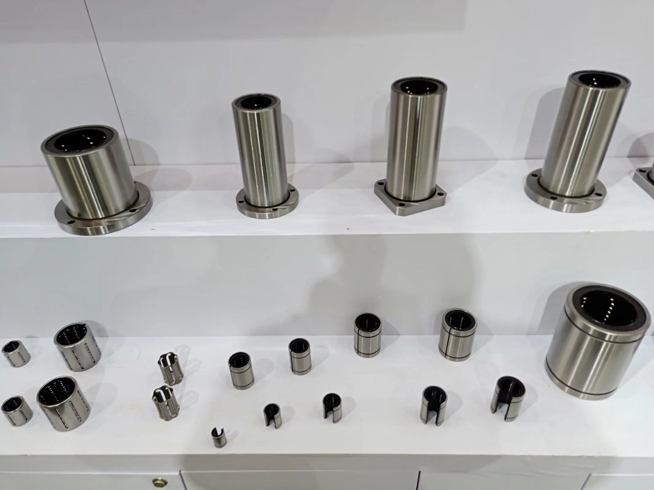 Flanged Linear Bearing Edge-cut Flanged Linear bearing LHFZW LHZC8 10 12 16 20 25
