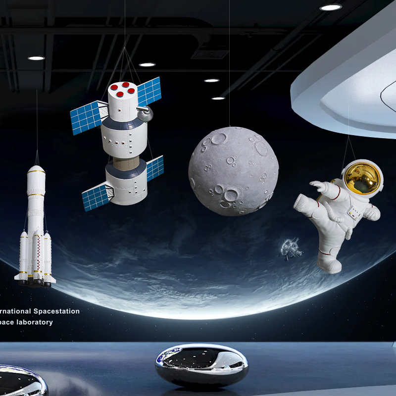 Hanging and Suspended Creative Astronaut Large Art Ornaments for Science Exhibitions and Commercial Center Space Decoration