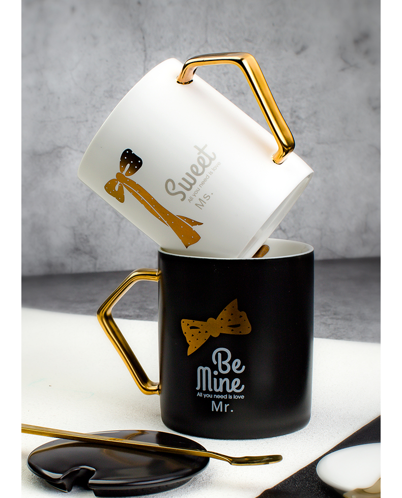 Ceramic cup with cover with a spoon, simple mugs new office ultimately responds a cup of milk a cup of coffee cup northern wind