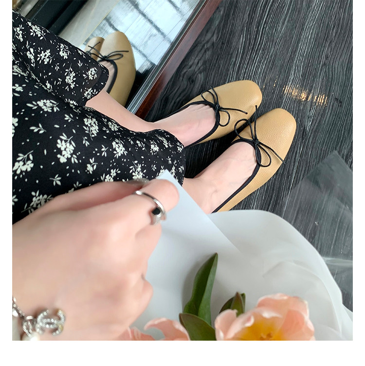 Giày búp bê nữ mũi vuông cổ nông đế bệt mềm, thắt nơ dịu dàng, chất liệu da cừu — Màu trà sữa, hàng có sẵn, Màu trắng sữa, hàng có sẵn, Màu xanh sữa, hàng có sẵn chi tiết 54