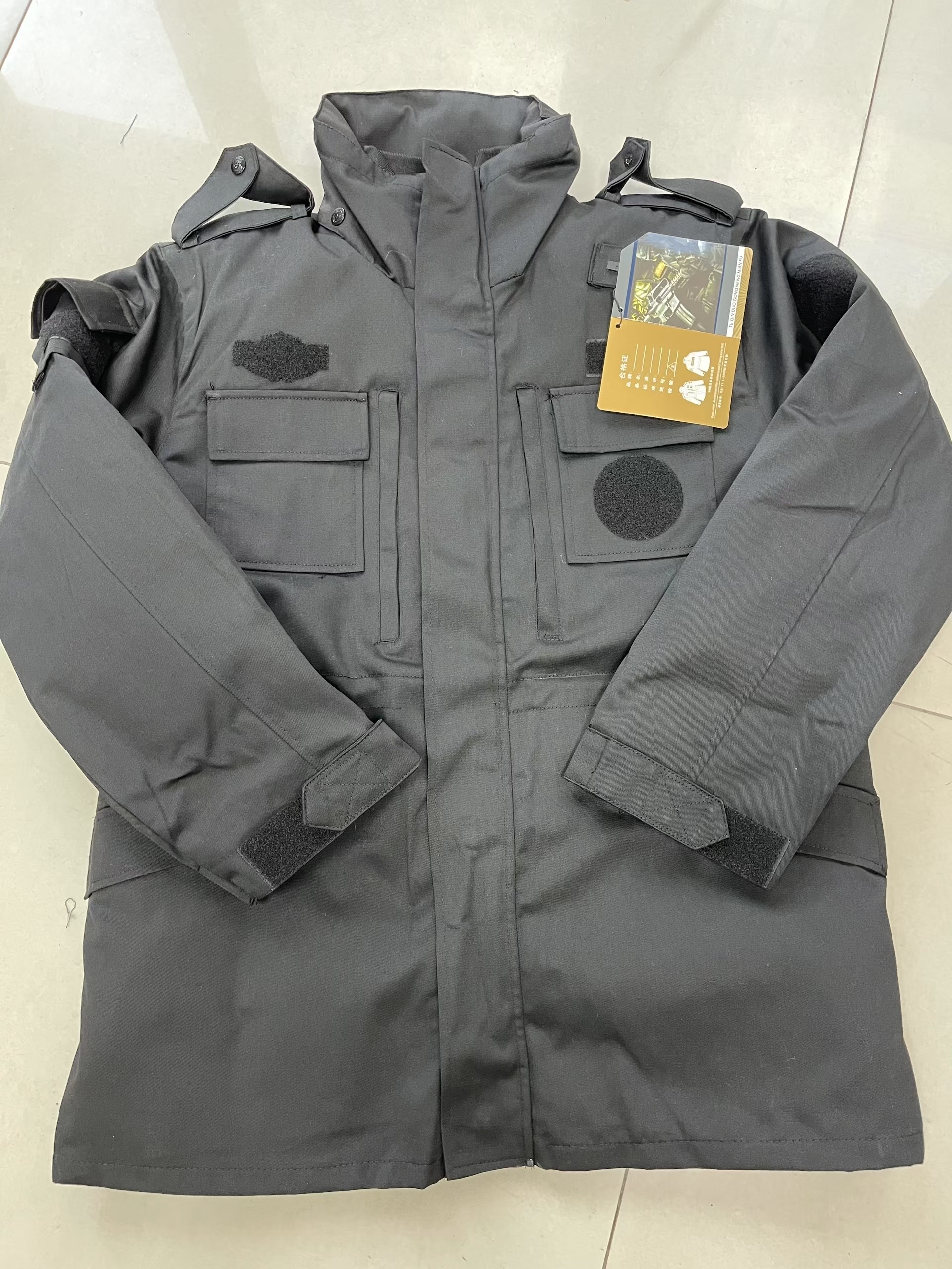 警備員用冬用制服、長めの綿入りコート、厚手の冬用作業服、綿入りジャケット、防寒用多機能オーバーコート