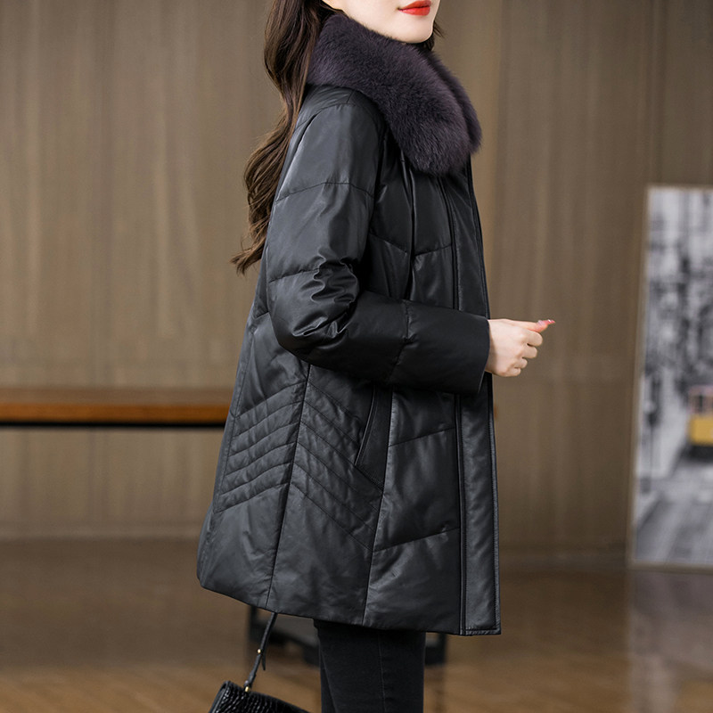 Haining's real feather jacket in 2022 winter new sheep skin pure sheep skin long - term coat