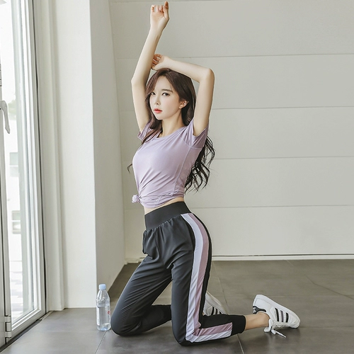 百思绒 Форма для спортзала, спортивный костюм, осенний комплект, быстросохнущая одежда для йоги, коллекция 2021, в западном стиле