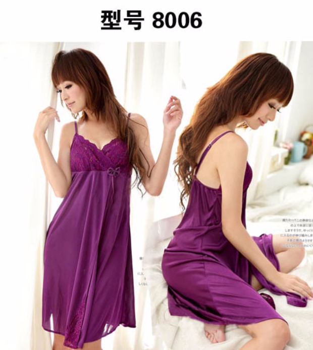 Đồ lót ngủ gợi cảm mùa hè Phụ nữ rắn màu sling Cô gái gợi cảm đồ ngủ băng lụa đêm váy dài dịch vụ nhà - Đêm đầm váy ngủ 2 dây
