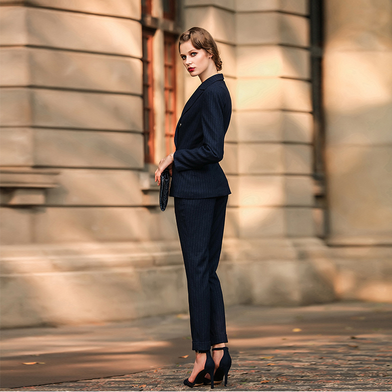 Tailleur femme - Ref 3242330 Image 3