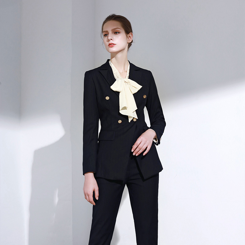 Tailleur femme - Ref 3244827 Image 4