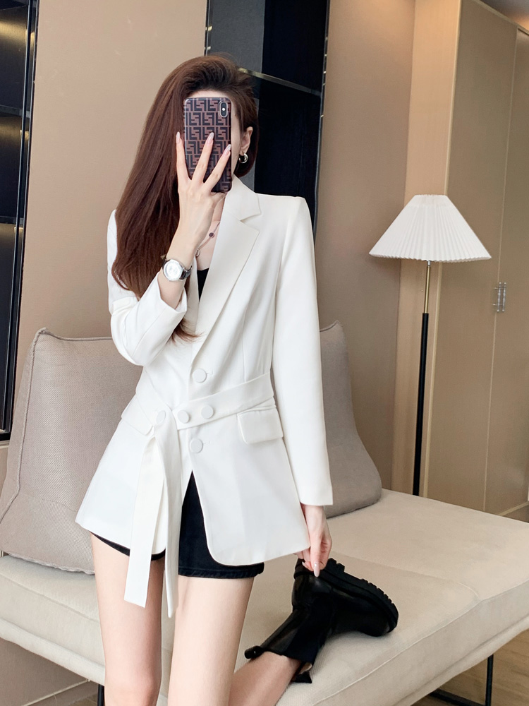 White Small Suit Jacket Woman Fall 2022 New Design Sense Petty senior casual temperament little Subsuit