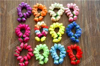 Складывается в половине 10 см с висящими нотами цвета ушей