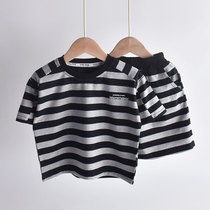 Boy Summer Clothing Short Sleeve Suit 2022 New Casual Summer Sports Middle Children Boy Summer Style Handsome Korean version of the wave