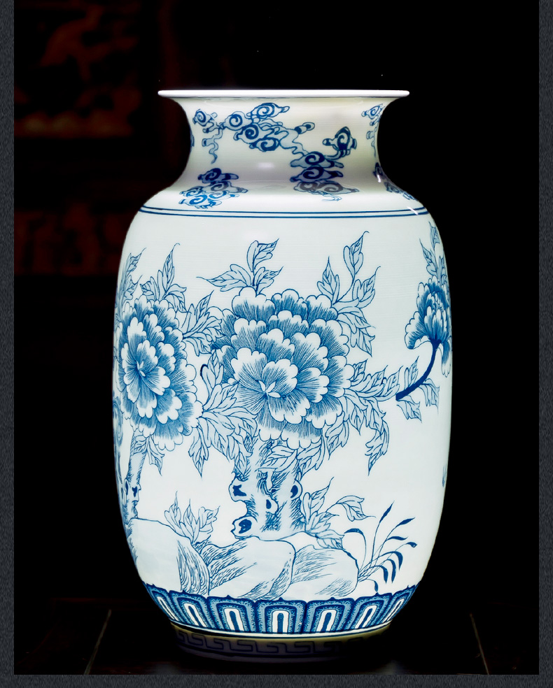 Blue and white porcelain of jingdezhen ceramics landscape painting of flowers and thin foetus vases, flower arrangement sitting room adornment of Chinese style household furnishing articles