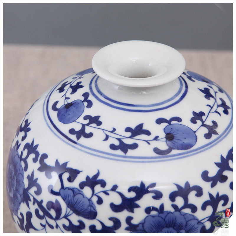 Art show of jingdezhen porcelain vase traditional blue and white vase furnishing articles mesa round neck vase decorate sitting room ground