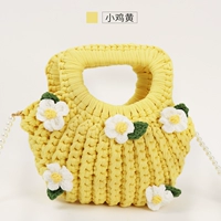 Светло-желтый