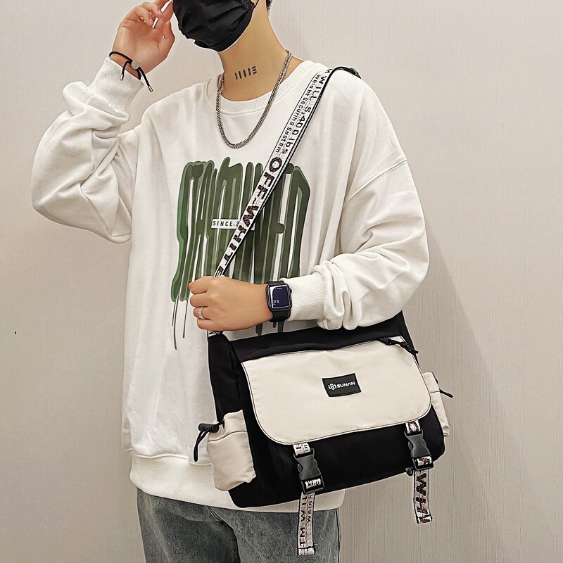 Messenger bag men's tooling graffiti Japanese and Korean casual super fire ins men's postman bag Guochao Japanese youth shoulder bag