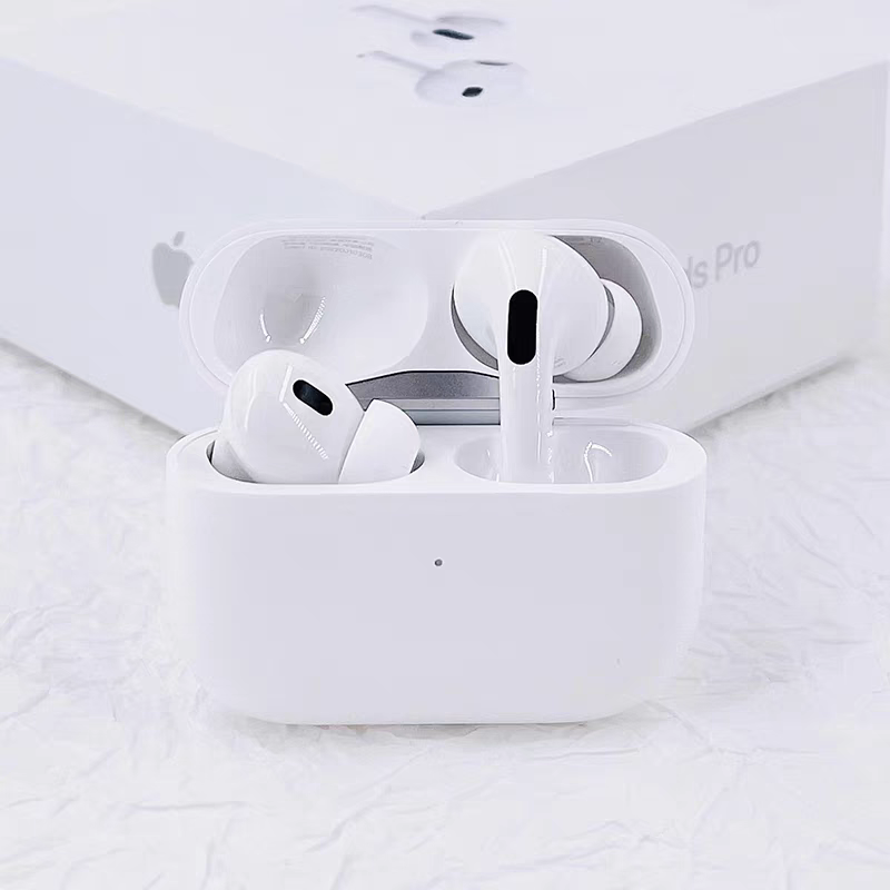 AirPods Pro (2nd generation) with MagSafe Case (USB-C)