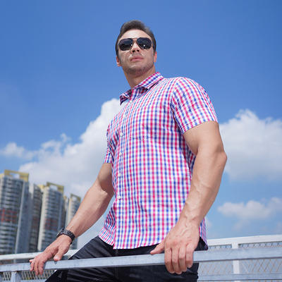 Pure cotton checked short-sleeved shirt for men, plus-size for overweight guys, casual half-sleeved shirt for overweight people, loose pocket shirt for summer