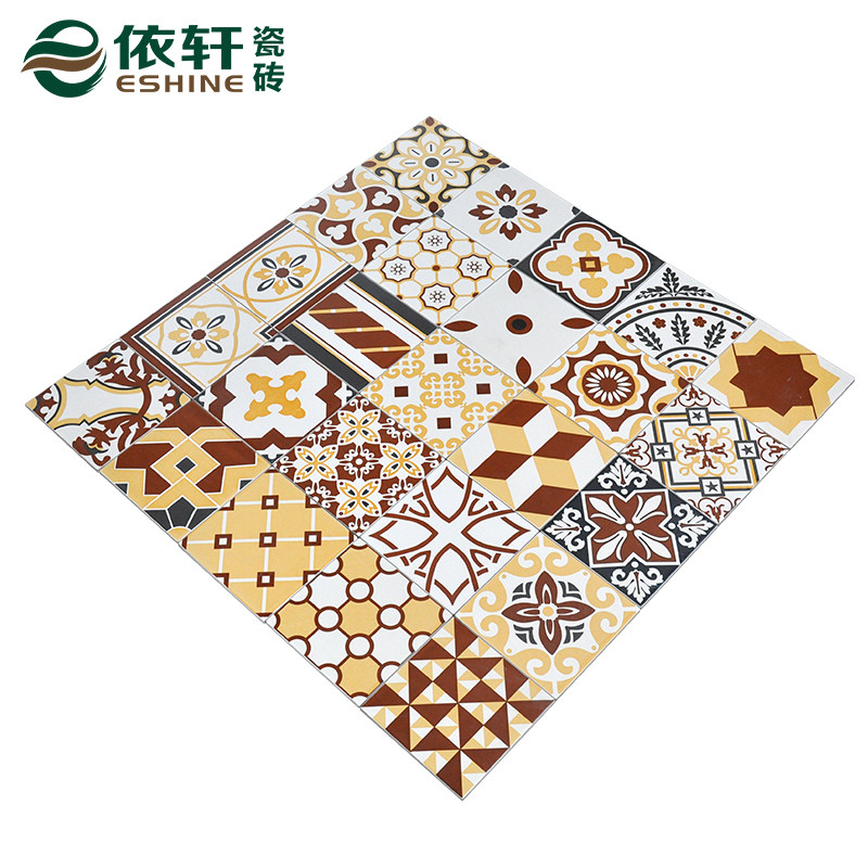 ������שY2025