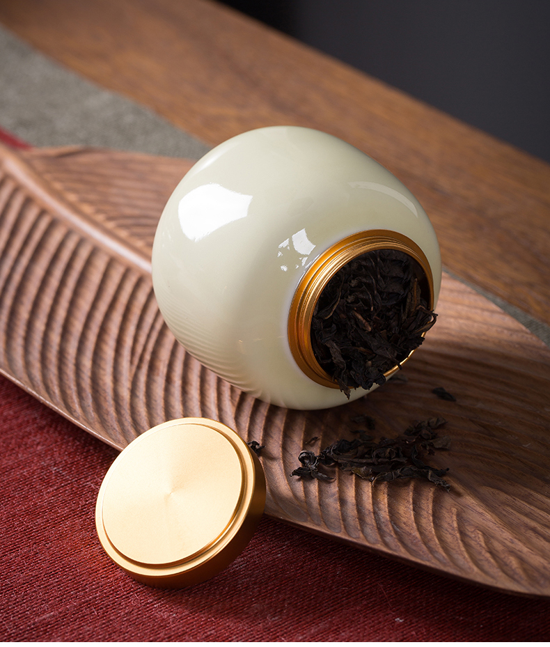 Chang ceramic crown small caddy fixings mini portable portable travel tea warehouse storage tank aluminum alloy seal tea caddy fixings
