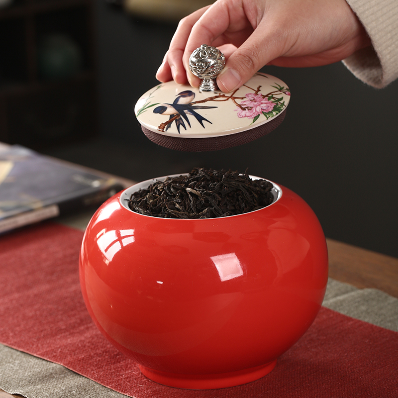 The Crown chang caddy fixings ceramic high - grade seal tank household size a jin pu 'er tea product storage tanks