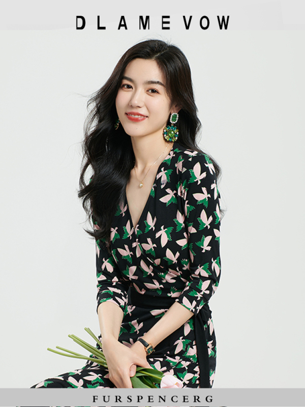 Dvf Spring and Summer New Wrap Dress French V-Neck Floral Butterfly Print Slim-Fit Silk One-Piece Dress for Women