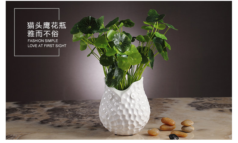 Simulation flower furnishing articles table, TV ark, ceramic vases, dried flowers sitting room decoration of modern home decoration, small and pure and fresh