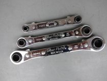 Original imported Bluepoit solid treasure blue dot ratchet wrench quick plum blossom reversing wrench quick pull