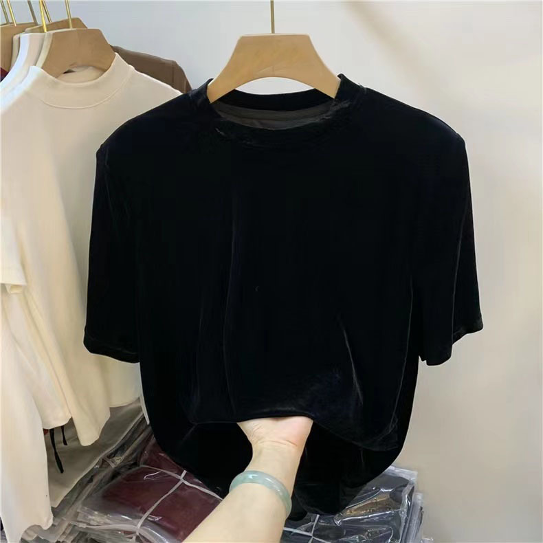 Thin Velvet Short-Sleeved T-Shirt for Women 2026 Early Autumn New Style Loose and Versatile Slimming French Retro Black Top for Women