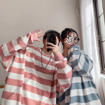 Net red long-sleeved T-shirt male 2022 new striped sweater in Chaogang-wear top loose loose Korean version of trend couple costume