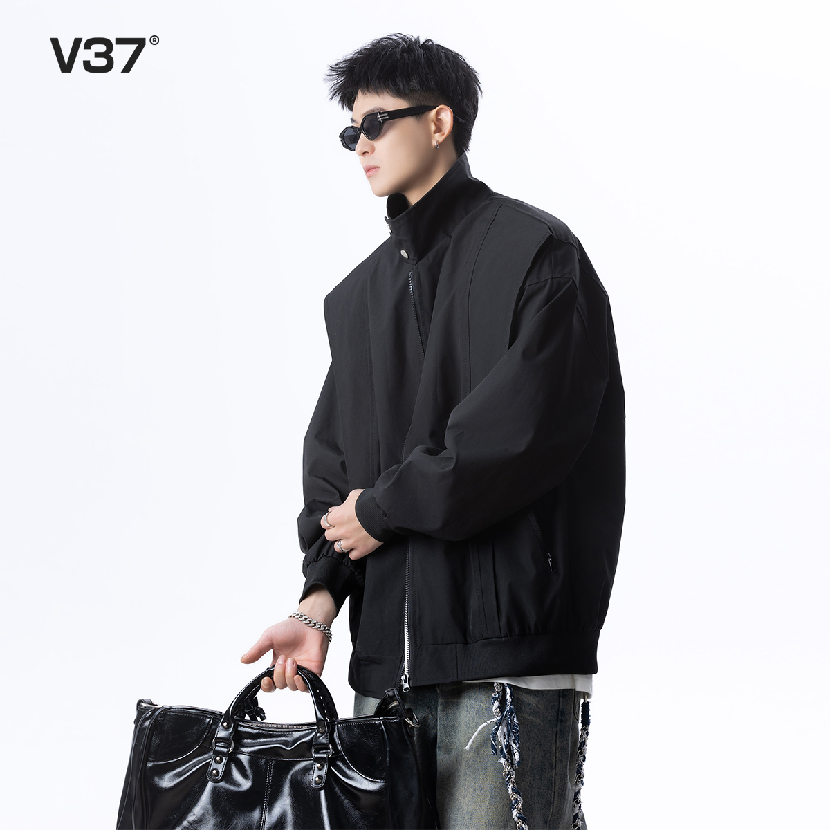V37アメリカンスタイルのブラックジャケット、男性用2025年春新作、ファッションウェア、ハンサムでハイエンドな春のフライトジャケット