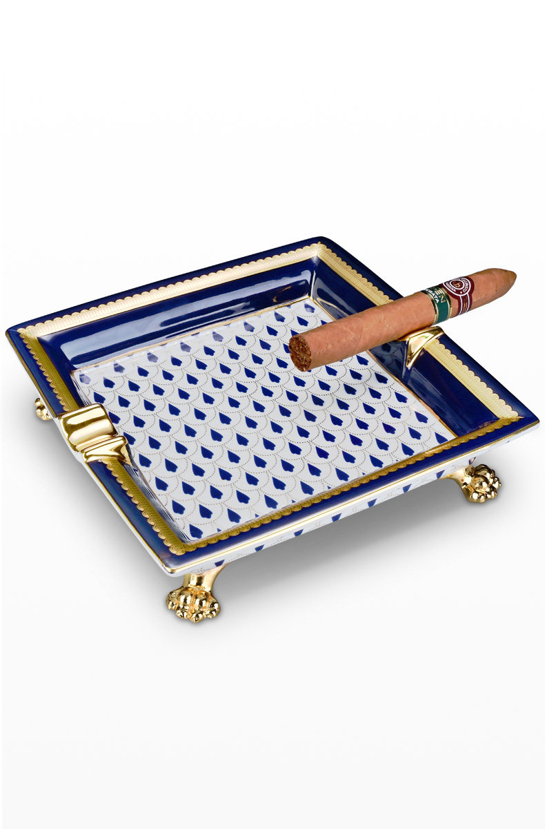 Ashtray_09.jpg