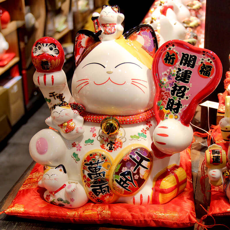 Forties cat new special big number giggianwan two strokes of property cat hawking pieces ceramic deposit box shop opening gift