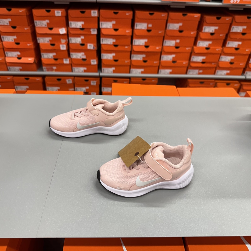 Nike Girls' Lightweight and Comfortable Sports and Leisure Velcro Running Sneakers Fb7690-602 Nike Girls' Lightweight and Comfortable Sports and Leisure Velcro Running Sneakers Fb7690-602