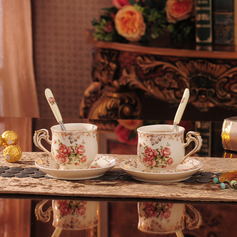 European-style ceramic couple coffee cup and saucer British family set coffee cup and saucer flower afternoon tea black tea set gift