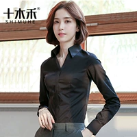 Черный лонгслив, V-образный вырез