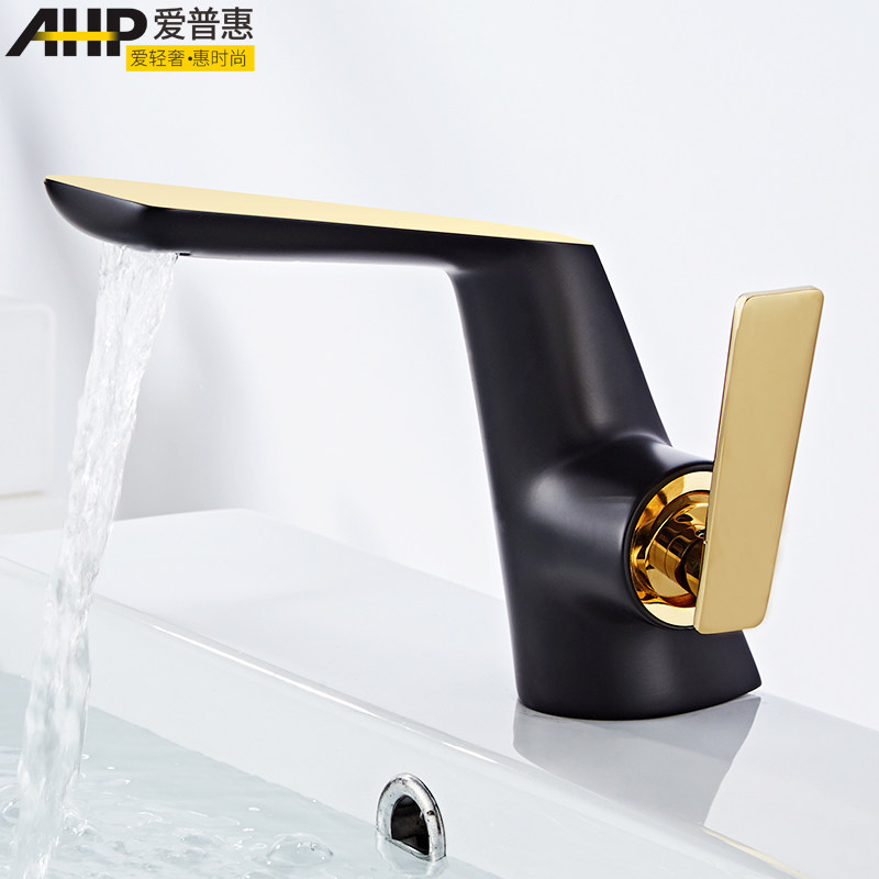 Powder room hot and cold washbasin art faucet black gold creative personality light luxury all copper bathroom basin faucet