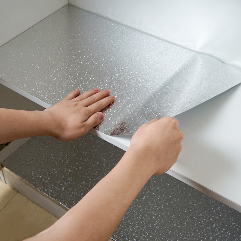 Overall cabinet sticker waterproof anti-oil self-adhesive kitchen cabinet renovated moisture-proof and mildew-proof cushion paper?Special aluminum foil paper in the car with special aluminum foil